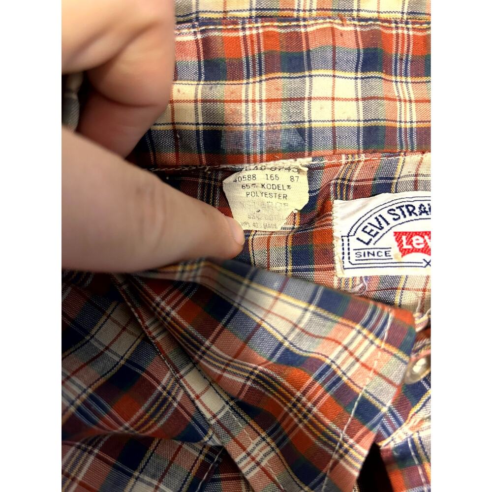 Vintage Levi's Western Shirt Mens XL Multicolor Plaid Flap Pockets Collared Snap - Picture 3 of 7